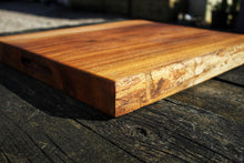 Load image into Gallery viewer, Solid Elm board with green highlights