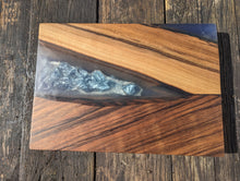 Load image into Gallery viewer, Walnut river board