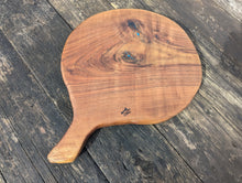 Load image into Gallery viewer, Walnut serving board