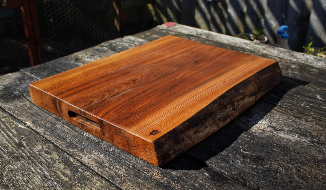 Solid Elm board with green highlights