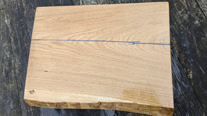 Oak chopping board with dark blue stripe