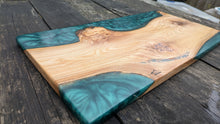 Load image into Gallery viewer, British Elm and dark green resin board
