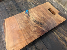 Load image into Gallery viewer, English Walnut chefs board
